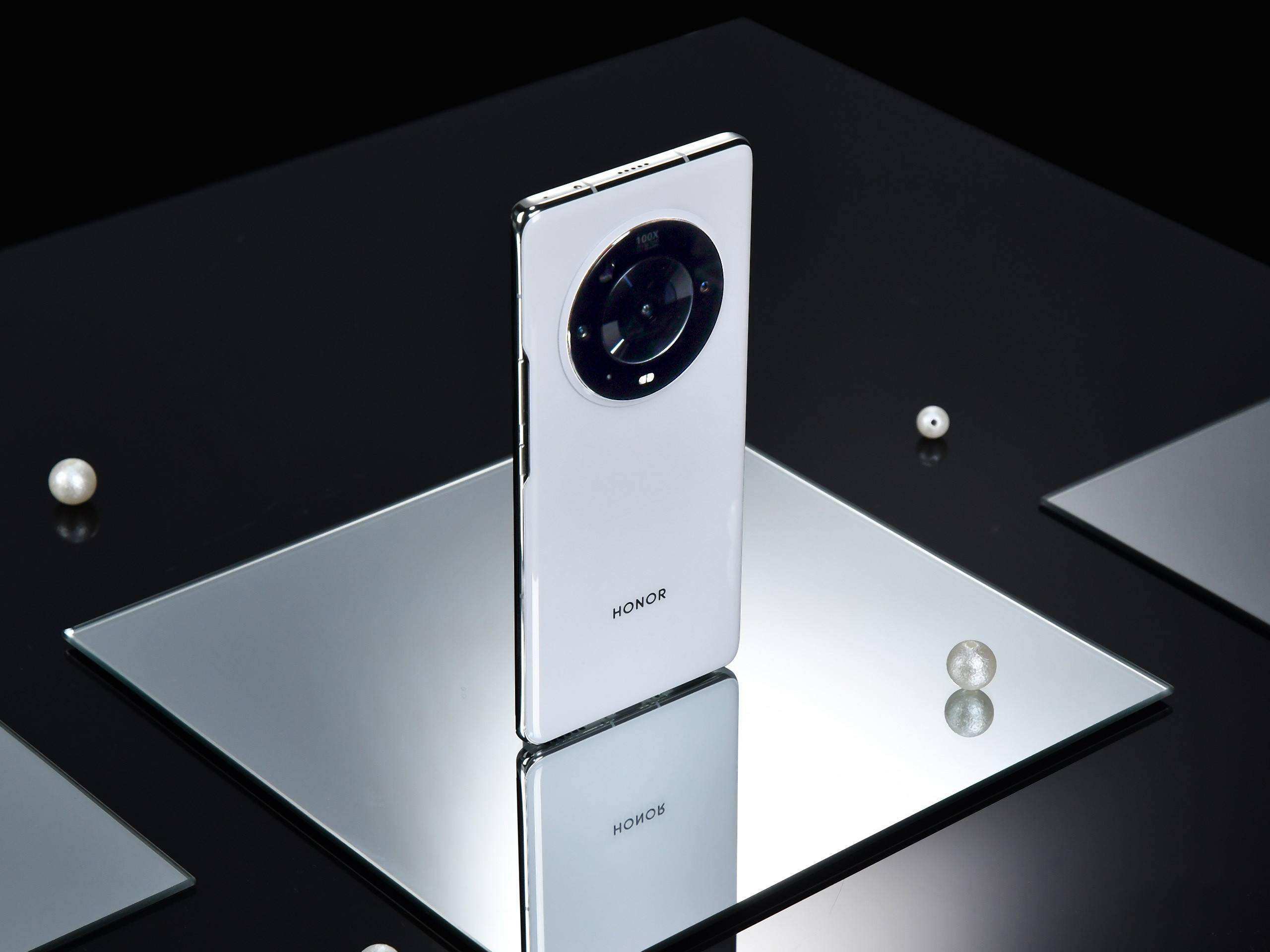 华为荣耀|华为、荣耀、苹果下个月即将发布的三款手机，每一款都是重头戏