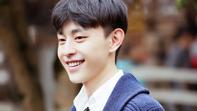 邓伦|30岁邓伦为什么铤而走险？3个原因让他盲目，罚款1.06亿违约3个亿！