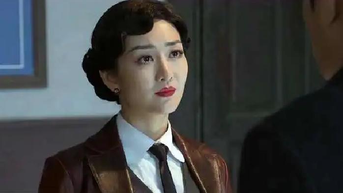 汪曼春|伪装者：我们都误会明楼了，他其实真的从未爱过汪曼春！