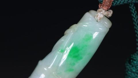 翡翠|旧藏，老翡翠节节高升雕件