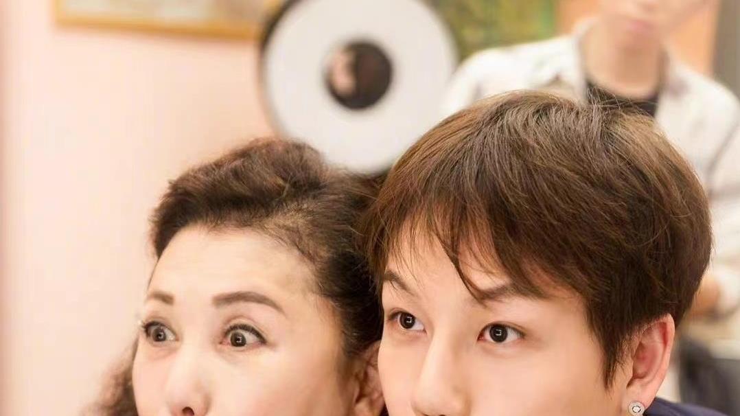 刘维|刘维母亲医治无效去世！享年63岁，病情曾一度好转可惜无力回天