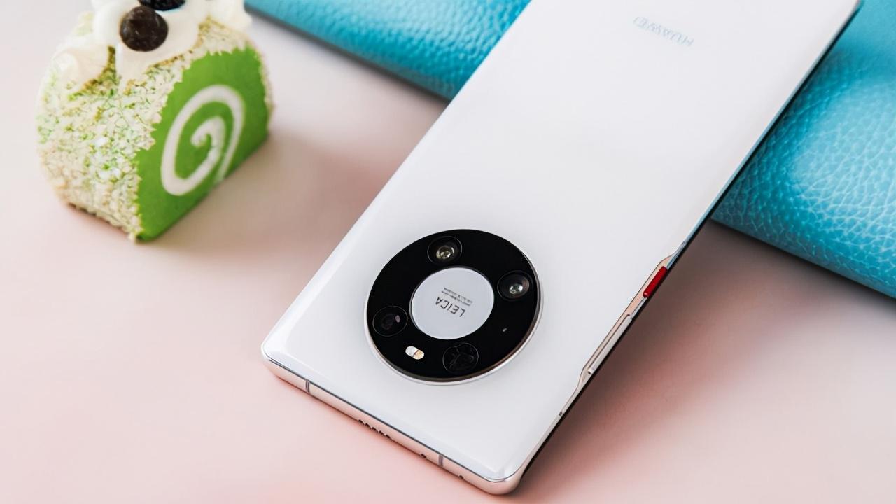 OPPO Find|为什么市面上白色手机少？业内高管透露原因，想做好并不简单