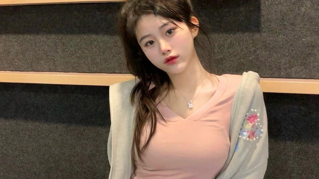 |女儿今年25，天天夜里开直播，现在收入特别高，会有风险吗？