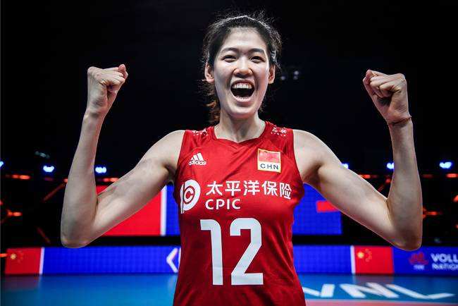女排|中国女排主力阵容或出炉！李盈莹核心地位难动摇，32岁老将成领袖