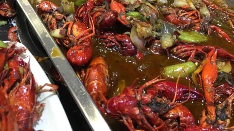 面食|又到了吃小龙虾的季节，医生建议吃小龙虾1个人不要超过1斤