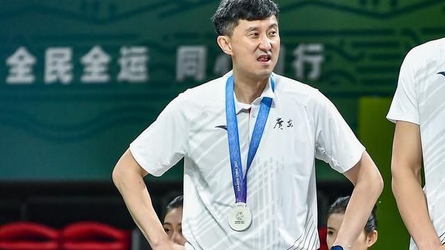 任骏飞|杜锋又笑了，任骏飞18场替补力压赵岩昊和姜伟泽获得最佳第六人