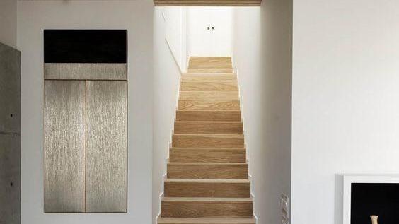 现浇楼梯，师傅这招高明：一二层踏步延伸1米，砌个地台能坐能躺