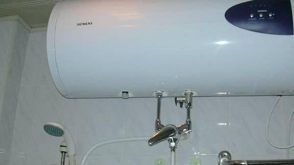 很多人不在安装家用热水器，现在都安装了这种替代，节电又好用