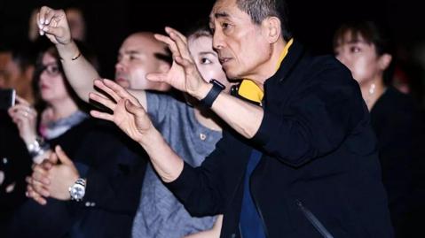 张艺谋|?低调生活张艺谋，著名导演私下如此普通，其实他的财富你想象不到