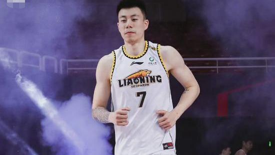 张镇麟|CBA和NBA的差距！张镇麟和普尔的差距，昔日队友已天壤之别