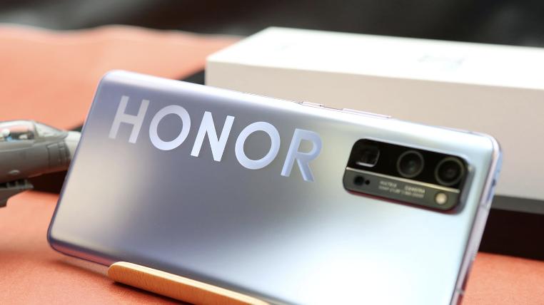 小米科技|华为再好也别乱买，这3款才是“口碑最佳”的选择，流畅三五年