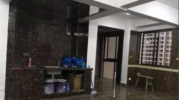 老公把120平婚房硬装成了一室一厅，邻居说像“鬼屋”，太气了