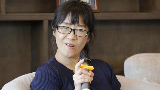 马伊琍|46岁余秀华称刘信达暗恋自己，却被对方“倒打一耙”，网友：恶心