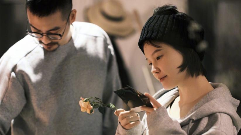 杨子姗|杨子姗官宣产女，首次分享孕期照，晒女儿鼻子和嘴巴