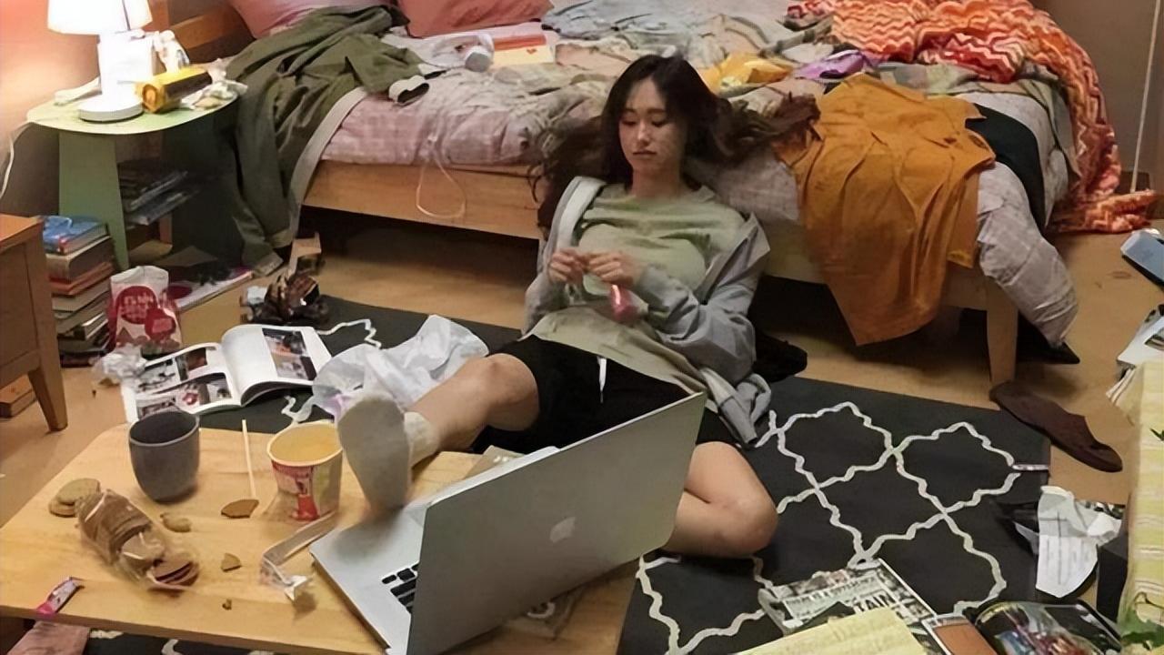 判断一个女人是否“干净”，从这4个地方就能看出，装不出来的