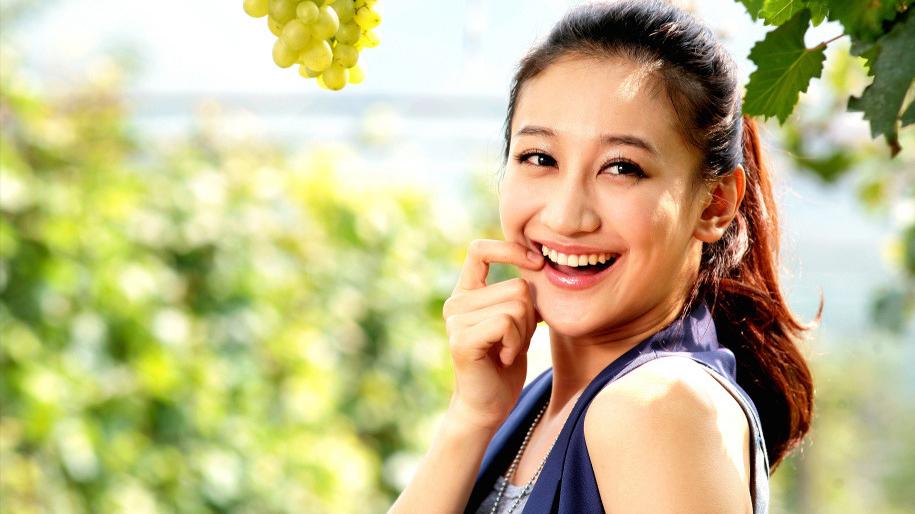 张歆艺|曾泳醍：赵宝刚捧不红，出道12年不温不火，她的运气差在哪里？