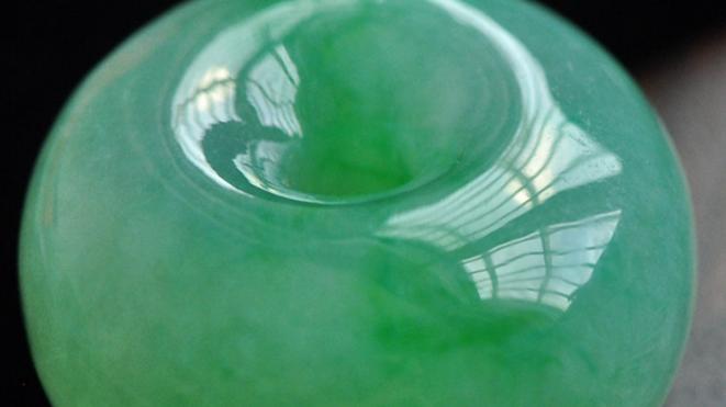 翡翠|翡翠的高贵之处就在于，首先从外表吸引你，然后用品质征服你