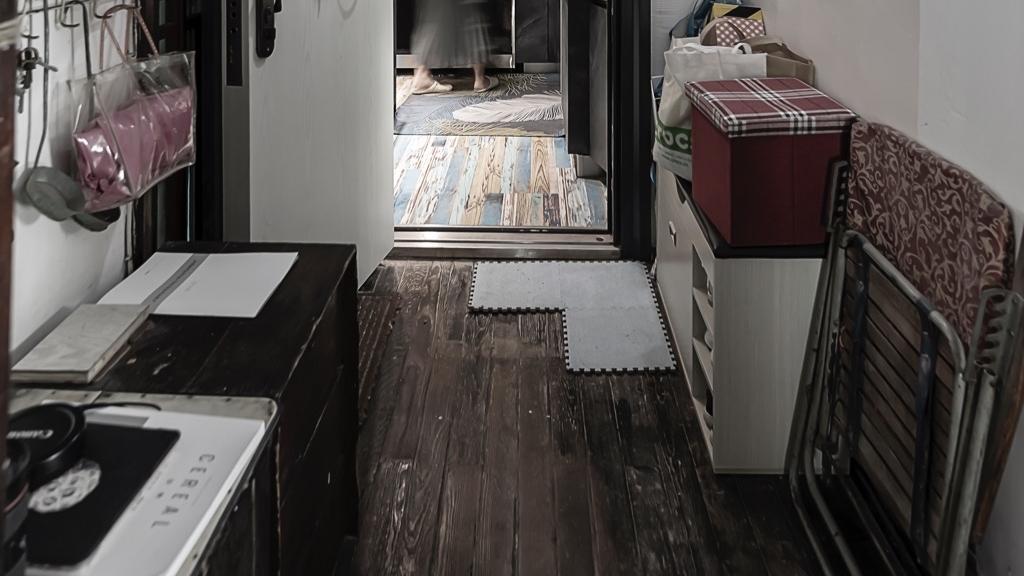 95后小夫妻有多大胆？5年的积蓄，就只买了一套30平的老房子