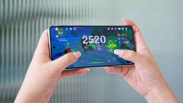 iPhone|盘点2022下半年数码圈热点新闻：iPhone14系列、三星E6屏即将上市