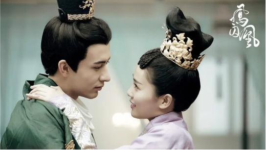 秦岚|白鹿或成《奔跑吧10》收视王牌！她的5部剧，差异大到认不出