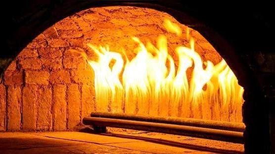 |直面死亡，找不到接班人，捞尸人：尸臭洗不掉，沾染了就是一辈子