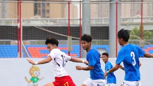 |1-2！中国18岁留洋天才大爆发，西班牙2队轮流用，4场5球+胜率75%