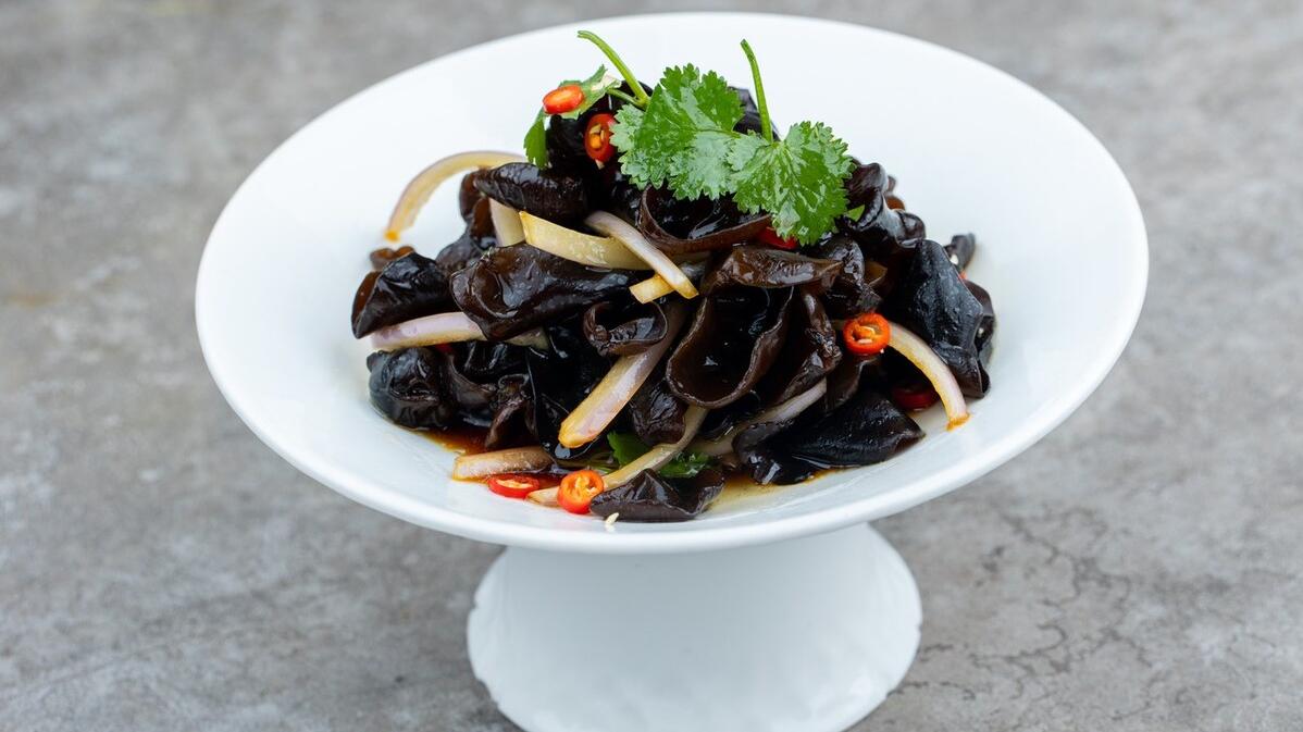 益生菌|养血驻颜、防骨松？黑木耳这样吃效果好，还能缓解便秘防大肠癌