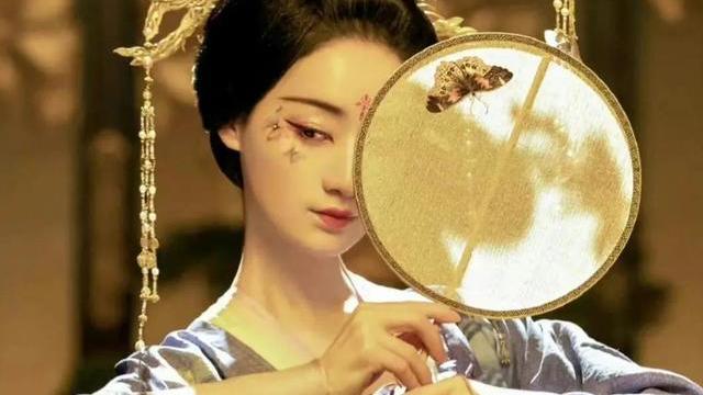 许凯|景甜《乐游原》造型被指乞丐装，许凯颜值回归，又要被造型拖累？