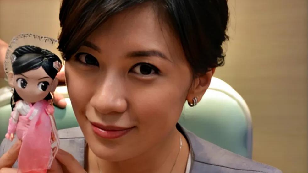 贾静雯|46岁贾静雯颜值、身材都在线！满满的少女感抗衰老运动不能少