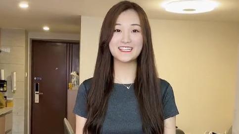 陈亚男|离婚不足6个月，朱小伟和女教师订婚，陈亚男为避嫌移居浙江