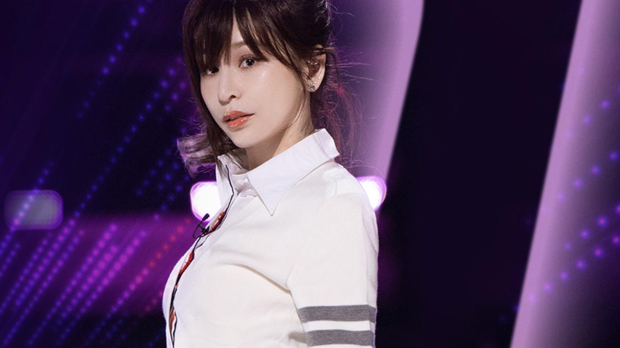 黄子佼|时间不会忘记，王心凌《乘风破浪》舞台掀起一股90后追星潮