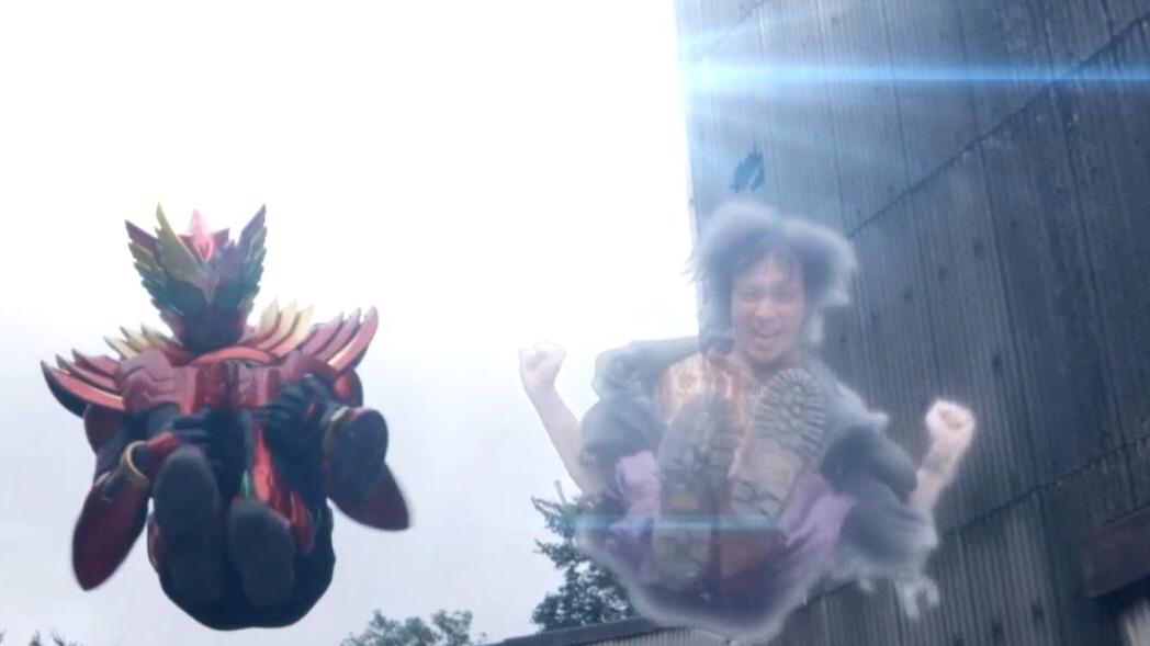 假面骑士OOO|假面骑士ooo十周年剧场版：ankh与映司最后的合体骑士踢公开