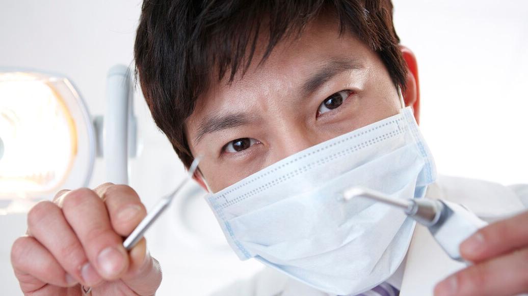 雌激素|40岁后，患有慢性牙周炎，已引起牙齿松动，别急！可先试一试中医