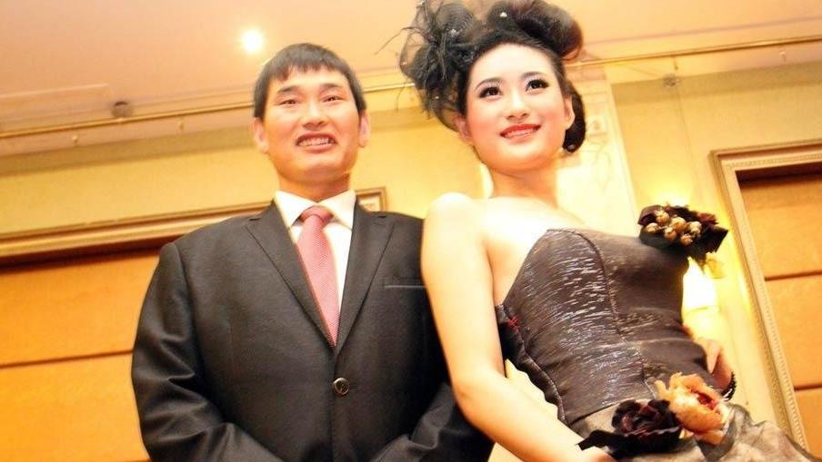 朱之文|膨胀了！大衣哥放言给儿子存了3000万，不愁找媳妇