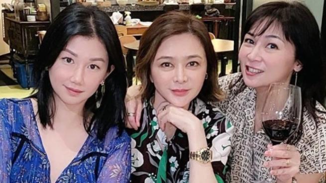 关之琳|59岁关之琳与68岁前男友聚会，颜值胜过对方年轻小女友