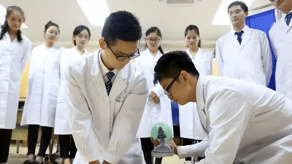 求职|一单位开启扩招，工资6500起还带有编制，某些岗位只需通过面试即可
