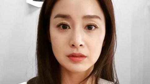 刘和刚|2022最美韩星榜单出炉，宋慧乔无缘前三，金泰希夺冠