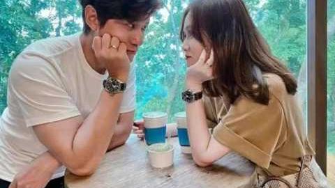 卢冠廷|陈乔恩婚后和老公第一张合照，戏称老公为前男友？小腹平平力破奉子成婚传闻