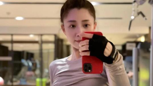 刘敏涛|中年发力的女星: 别人20一枝花，她们40最迷人，岁月是整容师