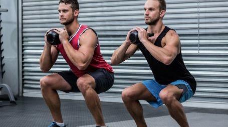 运动 男人常常做深蹲能减肥吗？有此4个好处，就足够开心了！