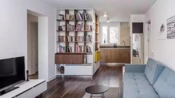 66㎡小户型北欧风，厨房做成开放式，进门的墙柜书橱太洋气！