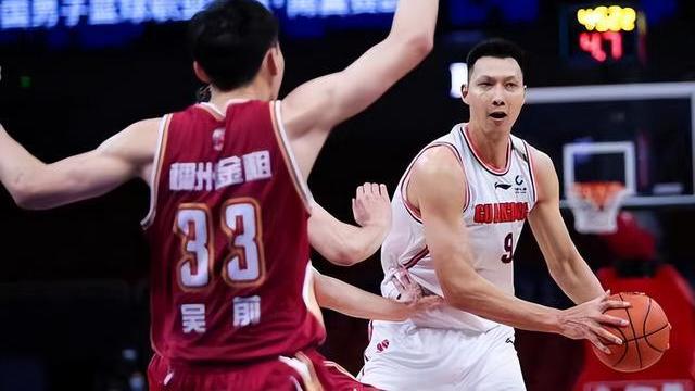 季后赛|CBA季后赛次轮五佳球员，易建联垫底吴前无缘，榜首无悬念