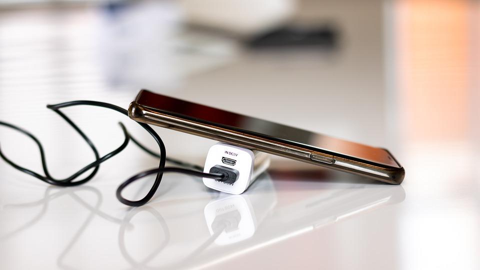 家庭影院|干货！手机电池保养，这些坑千万别再踩