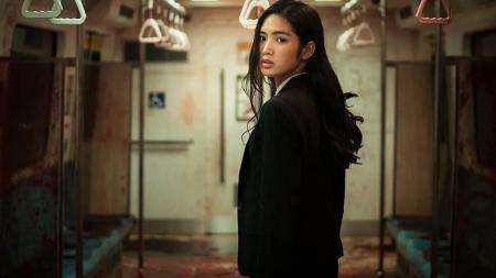 哭悲|观众苦等两年！国产丧尸动作电影《哭悲》终于上线，网友：就这？