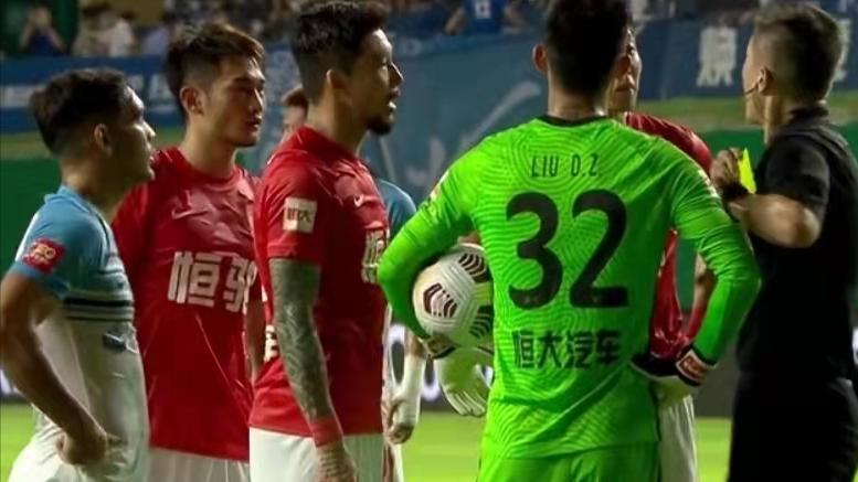 广州城|广州1-0！广州城1-1！18岁的恒大小将进球！鲁能前锋霸收获进球