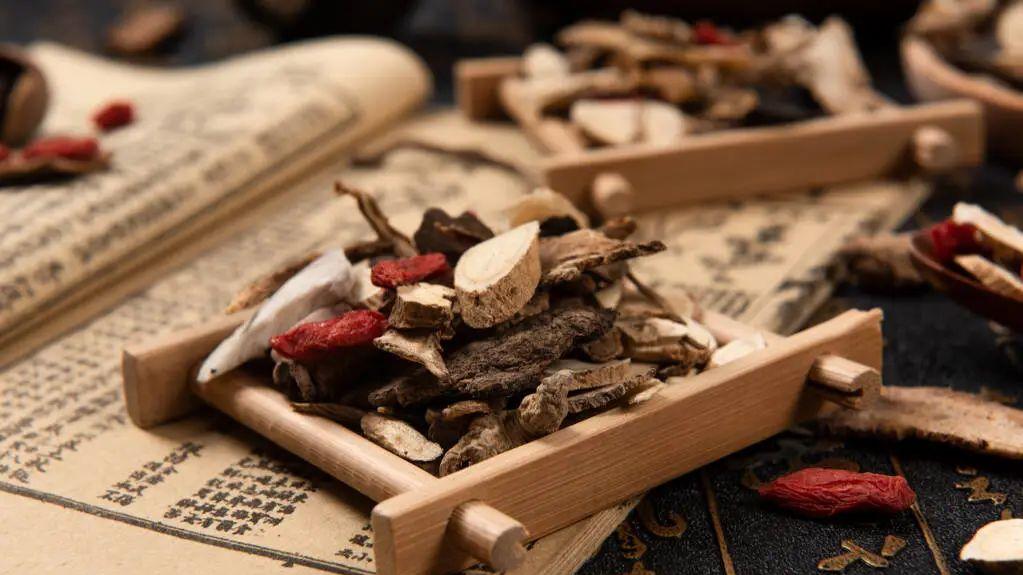 白癜风|先别放弃，长在暴露部位的白癜风，可以试试这个中药方！