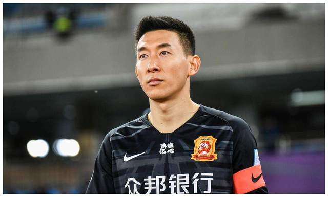 深圳队|深圳队热身赛迎来新门神爆发，两次扑出必进球，未来或锁定主力