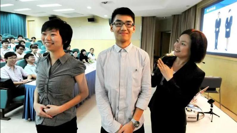 大学生|大学生求职收到offer后拒绝，理由引来HR认同，看到原因人们笑了