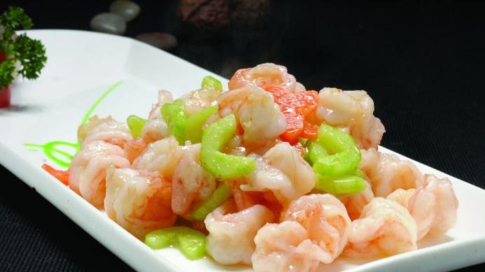 清炒虾仁|清炒虾仁这道菜原料讲究刀工，形状薄厚一致，大小相等