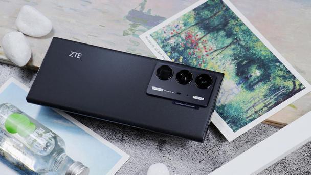 高通骁龙|又一16G+1TB新机开卖，七千档售价，5000mAh+骁龙8值得吗？